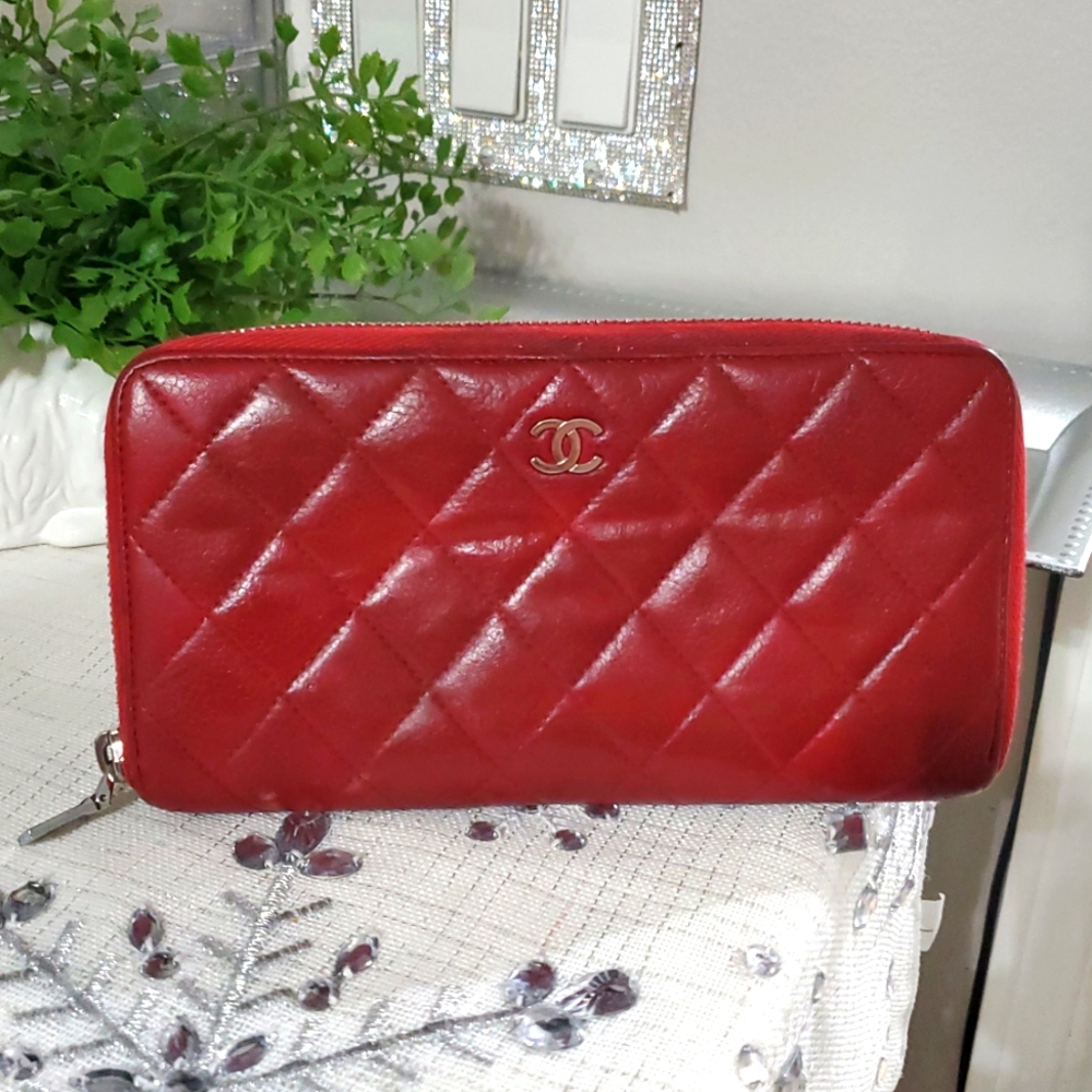 CHANEL CC Logo Quilted Matelasse Lambskin Zip Around Red Leather Long Wallet